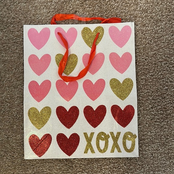 ♥️Valentines day gift bag♥️ - Picture 1 of 4